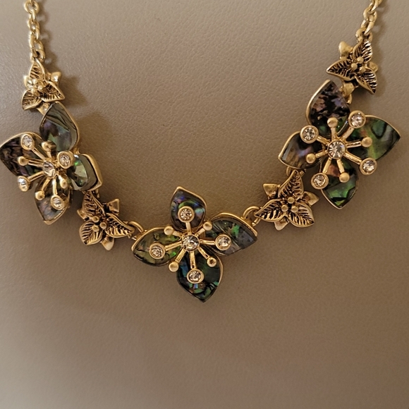 lonna & lilly Jewelry - Lonna & Lilly Costume Jewelry Necklace